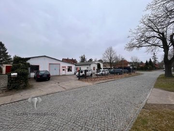 Großes Grundstück in Zeuthen | 2 Werkstattgebäude | Eckgrundstück | optimal gelegen - Grundstück